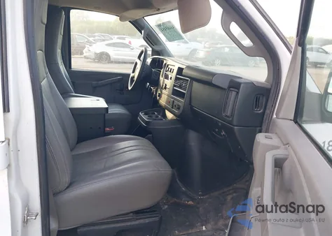 2016 Chevrolet Express 2500 Work Van z USA, uszkodzony, nr VIN 1GCWGAFF9G1167338